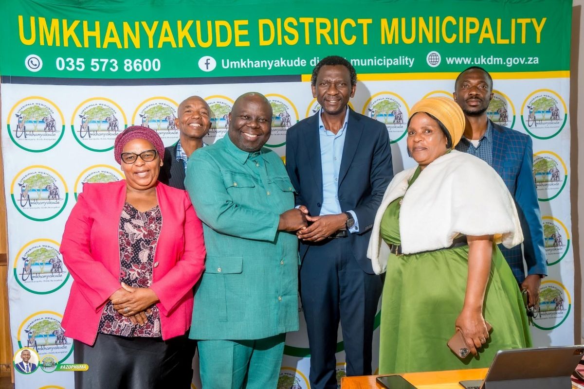 africa for jesus ministries pays courtesy visit to mayor mdaka