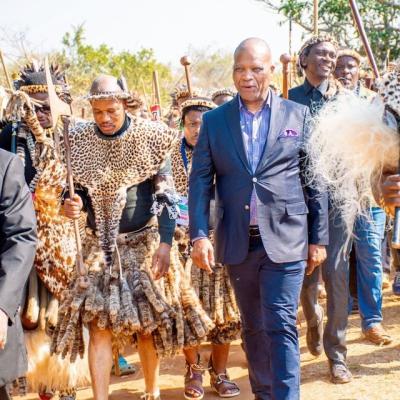 Ukhula Ngesivinini Owokubungaza Ubukhosi 9