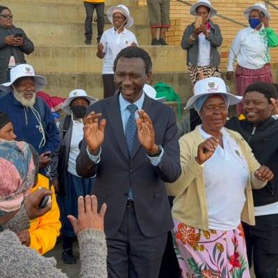 Mkhanyakude Mayor Warms Golden Games Elders With Blanket Donations 6